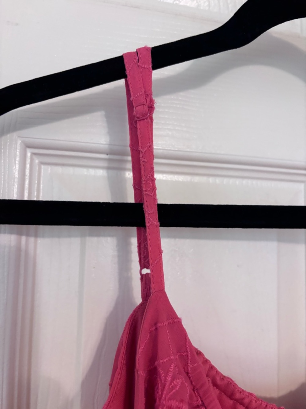 LC Lauren Conrad Coral Embroidered V-Neck Dress - Picture 4 of 6